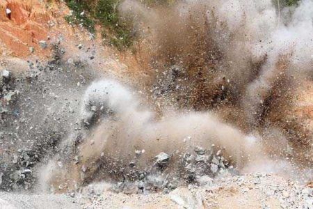 ಕಡಬ : ಅಕ್ರಮ ಸ್ಪೋಟಕ ಬಳಸಿ ಕಲ್ಲು ಸ್ಪೋಟ :ಮನೆಗೆ ಹಾನಿ-ದೂರು ದಾಖಲು