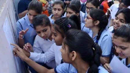 ಪಿಯುಸಿ ವಿದ್ಯಾರ್ಥಿಗಳೇ ಕೇಳಿ: ಇಂದು ಫಲಿತಾಂಶ ಬರಲ್ಲ, ಎಲ್ಲಾ ಸುಳ್ಳು!