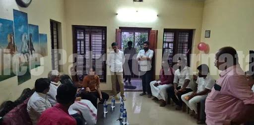 ಬಂಟ್ವಾಳ : ಬಸ್ ನಲ್ಲಿ ಯುವತಿಗೆ ಕಿರುಕುಳ – ಸಂತ್ರಸ್ತ ಯುವತಿಯ ಮನೆಗೆ ಡಾ. ಪ್ರಭಾಕರ್ ಭಟ್ ಭೇಟಿ…!!