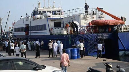 ಲಕ್ಷದ್ವೀಪದ ಪ್ರಯಾಣಿಕರ ಹಡಗು ಮಂಗಳೂರಿಗೆ ಆಗಮನ