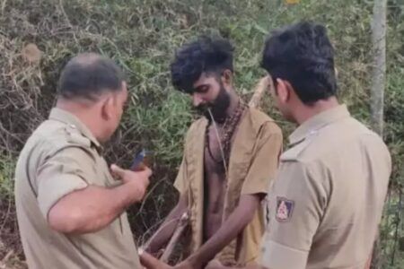 ಪುತ್ತೂರು: ರಸ್ತೆ ಬದಿಯಲ್ಲಿ ನಿಲ್ಲಿಸಿದ್ದ ಓಮ್ನಿ ಕಾರನ್ನು ಯದ್ವಾತದ್ವಾ ಚಲಾಯಿಸಿದ ಮಾನಸಿಕ ಅಸ್ವಸ್ಥ