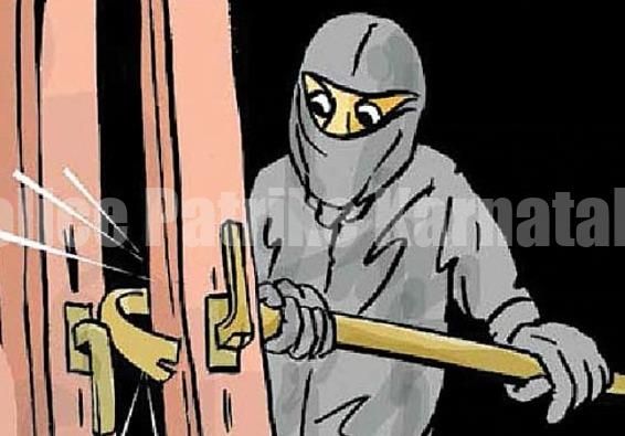 ಮಂಗಳೂರು: ಯಕ್ಷಗಾನ ನೋಡಲು ಹೋಗಿದ್ದಾಗ ಮನೆಯಿಂದ ನಗ-ನಗದು ಕಳವು