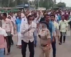 ಬ್ರಹ್ಮಾವರ : ಸಾಸ್ತಾನ ಟೋಲ್ ಬಳಿ ಸ್ಥಳೀಯರಿಂದ ಪ್ರತಿಭಟನೆ – ಹಿಂದಿನಂತೆ ವಿನಾಯಿತಿ ನೀಡಲು ಒತ್ತಾಯ