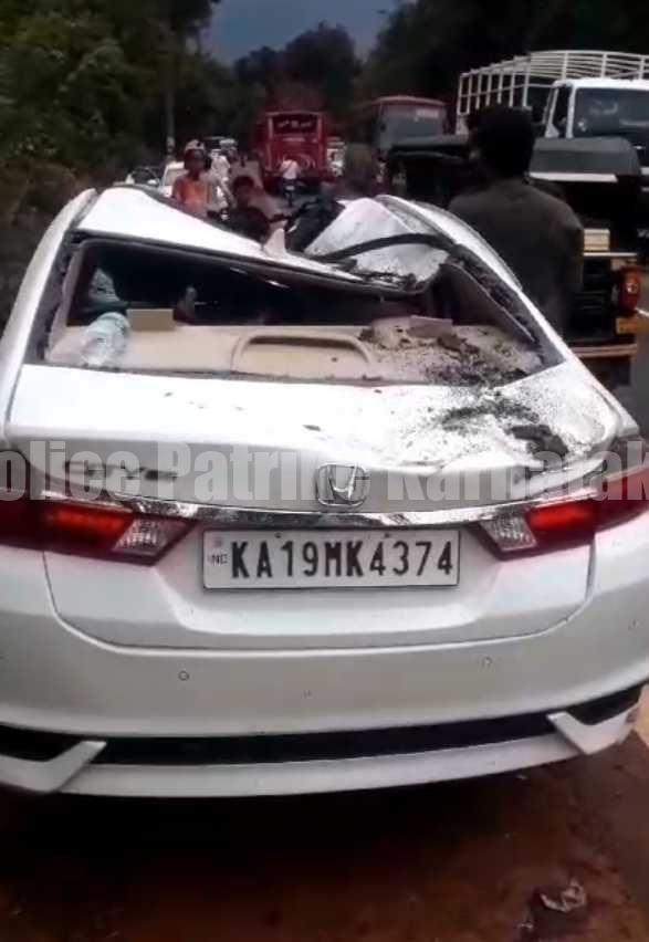 ಬಂಟ್ವಾಳ: ಚಲಿಸುತ್ತಿದ್ದ ಕಾರಿನ ಮೇಲೆ ಮರಬಿದ್ದು ಇಬ್ಬರಿಗೆ ಗಾಯ..!
