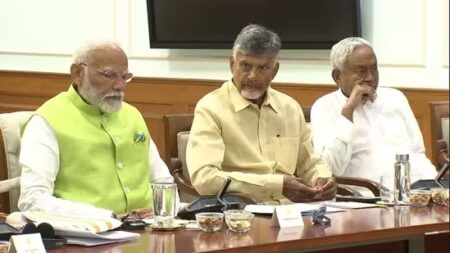 ಕೇಂದ್ರದಲ್ಲಿ ಸರ್ಕಾರ ರಚಿಸಲು ಮೋದಿಗೆ ಮಿತ್ರ ಪಕ್ಷಗಳಿಂದ ಬೆಂಬಲ ಪತ್ರ: ಇಂದು ಸಂಜೆ 7.30ಕ್ಕೆ ರಾಷ್ಟ್ರಪತಿ ಭೇಟಿ