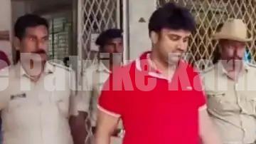 ಅಸ್ವಾಭಾವಿಕ ಲೈಂಗಿಕ ದೌರ್ಜನ್ಯ ಪ್ರಕರಣದಲ್ಲಿ ಸೂರಜ್ ರೇವಣ್ಣ ಅಂದರ್; ಇಂದು ಜಾಮೀನು ಅರ್ಜಿ ಸಲ್ಲಿಕೆ