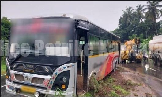 ಬಂಟ್ವಾಳ: ಡಿವೈಡರ್ ಗೆ ಢಿಕ್ಕಿಯಾದ ಖಾಸಗಿ ಬಸ್