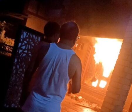 ಉಡುಪಿ: ಮನೆಯಲ್ಲಿ ಬೆಂಕಿ ಅವಘಡ, ಬಾರ್ ಮಾಲಿಕ ಮೃತ್ಯು – ಪತ್ನಿ ಗಂಭೀರ