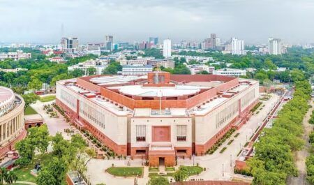 ಇಂದಿನಿಂದ ಸಂಸತ್ತಿನ ಮುಂಗಾರು ಅಧಿವೇಶನ ಆರಂಭ-ನಾಳೆ ಕೇಂದ್ರ ಬಜೆಟ್ ಮಂಡನೆ