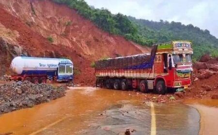 ಶಿರೂರು ಬಳಿ ಗುಡ್ಡ ಕುಸಿತ ಪ್ರಕರಣ: ನಾಪತ್ತೆಯಾದವರ ಸಂಖ್ಯೆ 12ಕ್ಕೆ ಏರಿಕೆ
