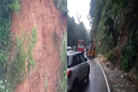 ಚಾರ್ಮಾಡಿ ಘಾಟ್ನಲ್ಲಿ ಭಾರಿ ಮಳೆ ಹಿನ್ನೆಲೆ ಮತ್ತೆ ಗುಡ್ಡ ಕುಸಿತ