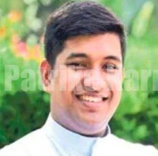 ರಾಷ್ಟ್ರ ಧ್ವಜವನ್ನು ಕೆಳಗಿಳಿಸುವಾಗ ವಿದ್ಯುತ್ ಶಾಕ್ನಿಂದ ಇಗರ್ಜಿಯ ಫಾದರ್ ಮೃತ್ಯು…!!