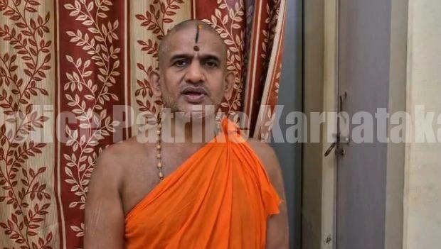 ದೇವಳಗಳನ್ನು ಸರ್ಕಾರದ ಸ್ವಾಧೀನದಿಂದ ಮುಕ್ತಗೊಳಿಸಿ: ಪೇಜಾವರ ಶ್ರೀ