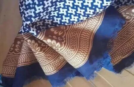 ಮಂಗಳೂರು: ಅಂಗನವಾಡಿ ಕಾರ್ಯಕರ್ತೆಯರಿಗೆ ಮತ್ತು ಸಹಾಯಕಿರಿಗೆ ಕಳಪೆ ಗುಣಮಟ್ಟದ ಸೀರೆ ವಿತರಣೆ ವಿರುದ್ಧ ಆಕ್ರೋಶ