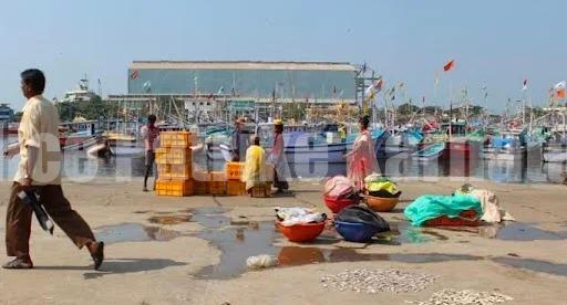 ಮಲ್ಪೆ: ಬಂದರಿನಲ್ಲಿ ಕೆಲಸ ಮಾಡುತ್ತಿದ್ದ ವ್ಯಕ್ತಿಗೆ ಚೂರಿ ಇರಿತ..!!