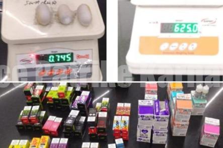 ಮಂಗಳೂರು: ಏರ್ಪೋರ್ಟ್ನಲ್ಲಿ 50 ಲಕ್ಷ ರೂ ಮೌಲ್ಯದ ಚಿನ್ನ, ಇ-ಸಿಗರೇಟ್ ವಶಕ್ಕೆ