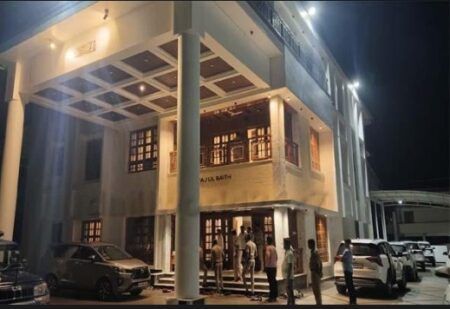 ವಿಟ್ಲ: ಉದ್ಯಮಿ ಮನೆಗೆ ನಕಲಿ ED ಅಧಿಕಾರಿಗಳ ರೇಡ್! ಬರೋಬ್ಬರಿ 30 ಲಕ್ಷ ದೋಚಿ ಪರಾರಿ!