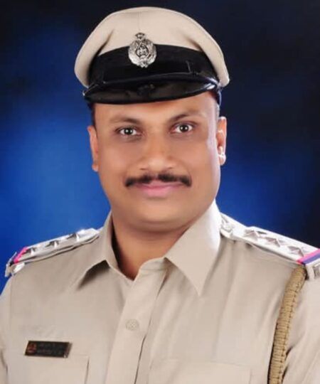 ಮಂಗಳೂರು: ಲಂಚ ಪಡೆದು ‘ಲೋಕಾ’ ಬಲೆಗೆ ಬಿದ್ದಿದ್ದ ಪೊಲೀಸ್ ಇನ್ಸ್ಪೆಕ್ಟರ್, ಸಿಬ್ಬಂದಿಗೆ ಜಾಮೀನು