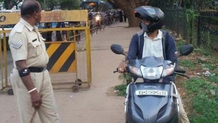 ಫುಟ್ಪಾತ್ ಮೇಲೆ ವಾಹನ ಚಲಾಯಿಸಿದ್ರೆ DL ಅಮಾನತು..!