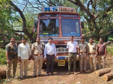 ಮಂಗಳೂರು: ಮರದ ದಿಮ್ಮಿ ಅಕ್ರಮ ಸಾಗಾಟ- 6 ಲಕ್ಷದ ಸೊತ್ತು ವಶಕ್ಕೆ
