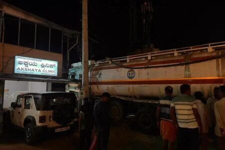 ಮಂಗಳೂರು: ರಸ್ತೆ ಬದಿ ನಿಲ್ಲಿಸಿದ್ದ ಟ್ಯಾಂಕರ್ ಚಲಿಸಿ ಸರಣಿ ಅಪಘಾತ- ಹಲವು ವಾಹನಗಳಿಗೆ ಹಾನಿ