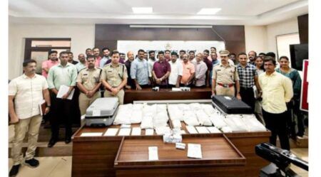 ಮಂಗಳೂರು ಸಿಸಿಬಿ ಪೊಲೀಸರ ಭರ್ಜರಿ ಕಾರ್ಯಚರಣೆ…!ಕರ್ನಾಟಕದ ಇತಿಹಾಸದಲ್ಲಿ ಅತೀ ದೊಡ್ಡ ಡ್ರಗ್ಸ್ ಜಾಲ ಪತ್ತೆ