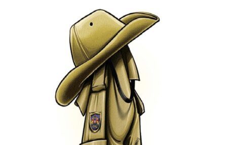 ಇನ್ಮುಂದೆ ಕರ್ನಾಟಕ ಪೊಲೀಸರಿಗೆ ‘ಸ್ಮಾರ್ಟ್ ಪೀಕ್ ಹ್ಯಾಟ್’ : ಶೀಘ್ರ ಬ್ರಿಟಿಷ್ ಕಾಲದ ಟೋಪಿಗೆ ಬೀಳುತ್ತೆ ಬ್ರೇಕ್