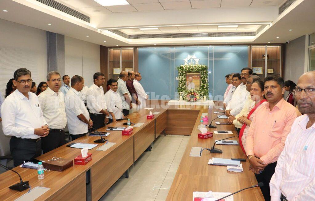 ಕಥೋಲಿಕ್ ಕ್ರೆಸ್ತರ ಪರಮೋಚ್ಚ ಧರ್ಮಗುರು ಪರಮಪೂಜ್ಯ ಪೋಪ್ ಫ್ರಾನ್ಸಿಸ್ರವರಿಗೆ ಗೌರವ ನಮನ