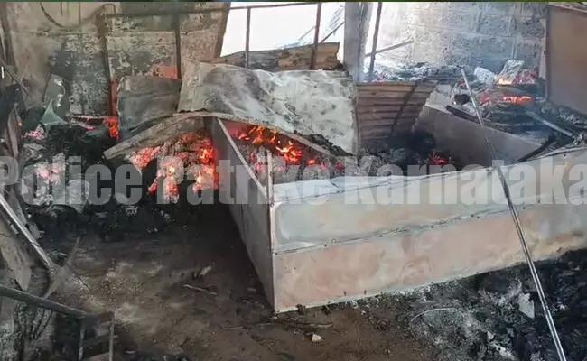 ಉಡುಪಿ: ಕುಡಿದ ಮತ್ತಿನಲ್ಲಿ ಸ್ವಂತ ಮನೆಗೆ ಬೆಂಕಿ ಹಚ್ಚಿದ ವ್ಯಕ್ತಿ; ತಪ್ಪಿದ ಅನಾಹುತ