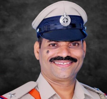 ಬೆಳ್ತಂಗಡಿ : ವೇಣೂರು ಪೊಲೀಸ್ ಠಾಣೆಯಲ್ಲಿ ಹೆಡ್ ಕಾನ್ಸ್ ಟೇಬಲ್ ರವೀಂದ್ರ ಎಂ ಎ.ಎಸ್.ಐ.ಯಾಗಿ ಭಡ್ತಿ- ಬಂಟ್ವಾಳ ನಗರ ಠಾಣೆಗೆ ವರ್ಗಾವಣೆ