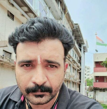 ಮಂಗಳೂರು: ಕುಡಿದ ಮತ್ತಿನಲ್ಲಿ ಶೋಕೇಸ್ ಗ್ಲಾಸ್ ಒಡೆದು ತೀವ್ರ ರಕ್ತಸ್ರಾವದಿಂದ ವ್ಯಕ್ತಿ ಮೃತ್ಯು..!