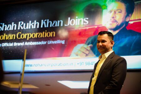 ಶಾರೂಖ್ ಖಾನ್ ರೋಹನ್ ಕಾರ್ಪೊರೇಷನ್ ಬ್ರಾಂಡ್ ಅಂಬಾಸಿಡರ್ ಆಗಿ ಅಧಿಕೃತವಾಗಿ ಘೋಷಣೆ: ಮಂಗಳೂರಿನಲ್ಲಿ ಕಾರ್ಯಕ್ರಮ