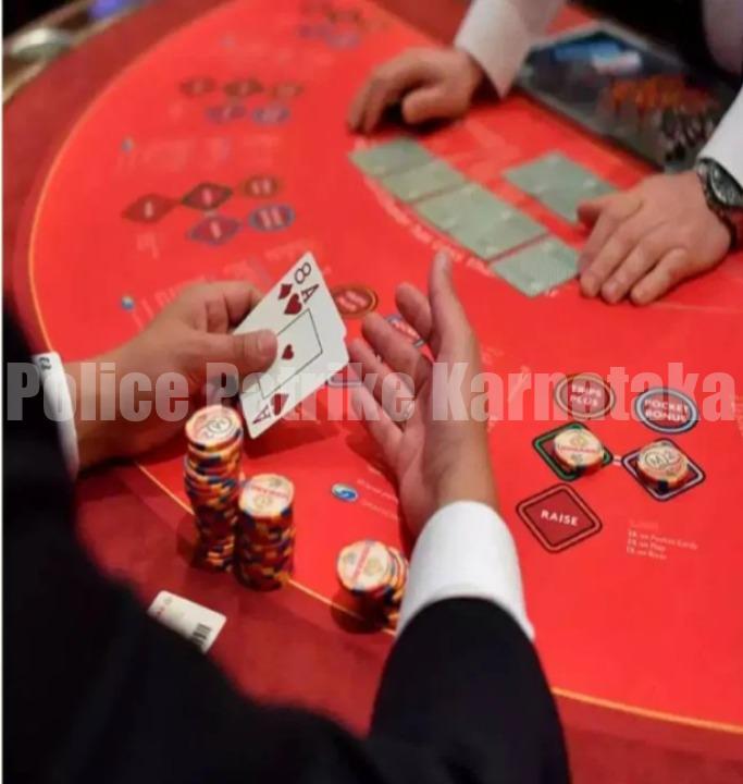 ಮೂಡುಬಿದಿರೆ: ಇಸ್ಪೀಟ್ ಜುಗಾರಿ ಅಡ್ಡೆ ಮೇಲೆ ದಾಳಿ- 7 ಮಂದಿ ಪೊಲೀಸ್ ವಶಕ್ಕೆ