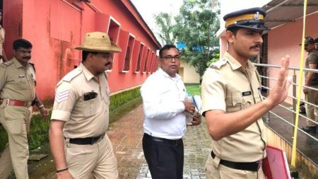 ಬೆಳ್ತಂಗಡಿ: ನಕ್ಸಲ್ ನಾಯಕ ರೂಪೇಶ್ ಪೊಲೀಸ್ ಕಸ್ಟಡಿ ಅಂತ್ಯ- ಬೆಳ್ತಂಗಡಿ ಕೋರ್ಟ್ ಗೆ ಹಾಜರುಪಡಿಸಿ ಮತ್ತೆ ಕೇರಳ ಜೈಲಿಗೆ