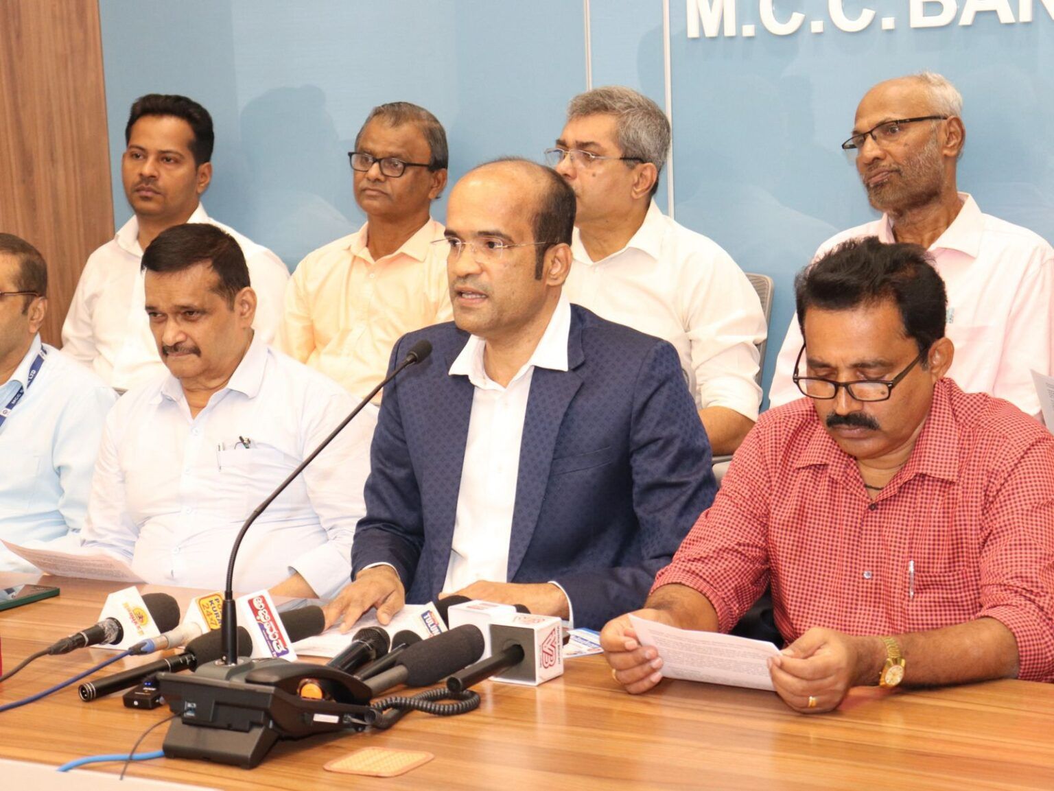 ರೂ.1300 ಕೋಟಿ ವ್ಯವಹಾರದ 113 ವರ್ಷಗಳ ಇತಿಹಾಸವಿರುವ ಎಮ್.ಸಿ.ಸಿ. ಬ್ಯಾಂಕಿನ 20ನೇ ಶಾಖೆ ಬೈಂದೂರಿನಲ್ಲಿ ಉದ್ಘಾಟನೆ