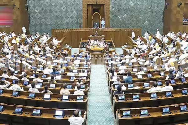 ಕ್ರಿಮಿನಲ್ ಕೇಸಲ್ಲಿ ಪ್ರಧಾನಿ, ಸಿಎಂ, ಸಚಿವರ ಬಂಧನವಾದರೆ ಹುದ್ದೆಯಿಂದ ವಜಾ: ಲೋಕಸಭೆಯಲ್ಲಿಂದು 3 ತಿದ್ದುಪಡಿ ಮಸೂದೆಗಳ ಮಂಡನೆ