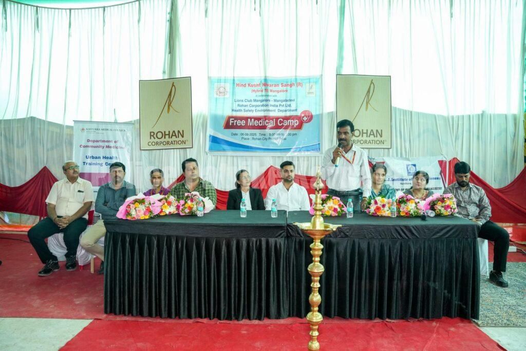 ರೋಹನ್ ಕಾರ್ಪೋರೇಶನ್ ವತಿಯಿಂದ ಉದ್ಯೋಗಿಗಳು ಮತ್ತು ಕಾರ್ಮಿಕರಿಗಾಗಿ ಉಚಿತ ವೈದ್ಯಕೀಯ ಶಿಬಿರ