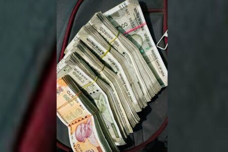 ದಾಖಲೆಯಿಲ್ಲದೇ ಹಣ ಸಾಗಾಟ- ಆರೋಪಿ ಬಂಧನ