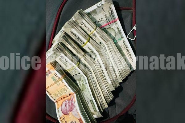 ದಾಖಲೆಯಿಲ್ಲದೇ ಹಣ ಸಾಗಾಟ- ಆರೋಪಿ ಬಂಧನ