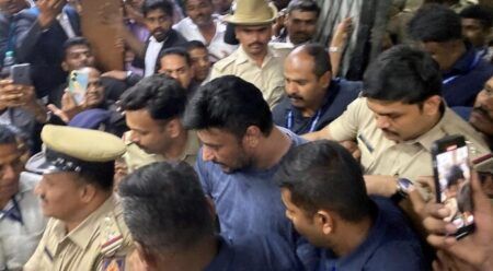 ರೇಣುಕಸ್ವಾಮಿ ಕೊಲೆ ಪ್ರಕರಣದಲ್ಲಿ ಸುಪ್ರೀಂ ಕೋರ್ಟ್ ಜಾಮೀನು ರದ್ದು : ನಟ ದರ್ಶನ್, ಪವಿತ್ರಾ ಗೌಡ ಬಂಧನ..!