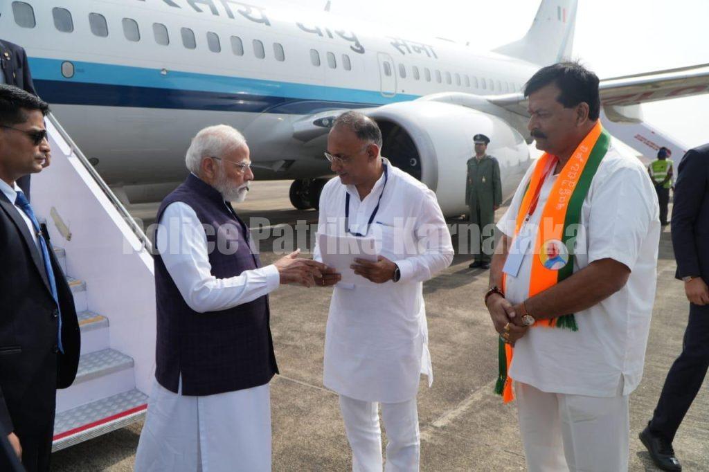 ಕೃಷಿ ಬೆಂಬಲ ಬೆಲೆ ಹೆಚ್ಚಿಸಿ: ಪ್ರಧಾನಿಗೆ ಪತ್ರ ನೀಡಿದ ಸಚಿವ ದಿನೇಶ್ ಗುಂಡೂರಾವ್