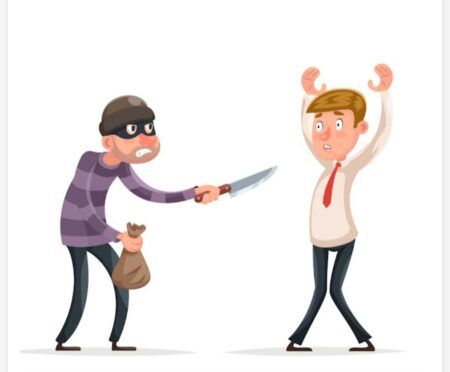 ಮೂಡುಬಿದಿರೆ: ಹಣ್ಣಿನ ವ್ಯಾಪಾರಿಯನ್ನು ಅಡ್ಡಗಟ್ಟಿ ಅಪರಿಚಿತರಿಂದ ದರೋಡೆ..!!