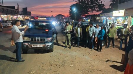 ಮಹೇಶ್ ಶೆಟ್ಟಿ ತಿಮರೋಡಿ ಗಡಿಪಾರು: ಮೈಕ್ನಲ್ಲಿ ಆದೇಶ ಘೋಷಿಸಿದ ಪೊಲೀಸರು