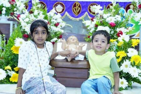 ಮಂಗಳೂರು: ಬಾಲ ಯೇಸುವಿನ ಪುಣ್ಯಕ್ಷೇತ್ರದಲ್ಲಿ ಮಕ್ಕಳ ಆಶೀರ್ವಾದದೊಂದಿಗೆ ‘ಹೋಲಿ ಇನ್ನೋಸೆಂಟ್ಸ್’ ಹಬ್ಬದ ಆಚರಣೆ