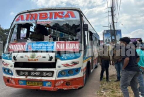 ಮಂಗಳೂರು: ಪಾದಾಚಾರಿ ಮಹಿಳೆಗೆ ಖಾಸಗಿ ಬಸ್ ಢಿಕ್ಕಿ..!!
