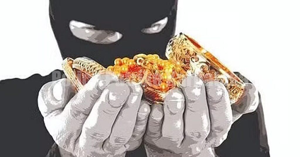 ಪೊಲೀಸರನ್ನು ಬಿಡದ ಕಳ್ಳರು: ಕಾನ್ಸ್ಟೇಬಲ್ ಮನೆಗೆ ನುಗ್ಗಿ, ಚಿನ್ನಾಭರಣ ದರೋಡೆ!