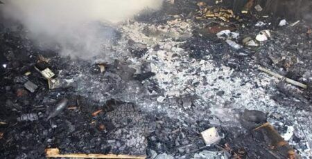 ಬೆಳ್ತಂಗಡಿ: ಹೀಲಿಯಂ ಗ್ಯಾಸ್ ಸೋರಿಕೆಯಿಂದ ಬೆಂಕಿ ಅವಘಡ; ಅಂಗಡಿ ಸುಟ್ಟು ಭಸ್ಮ