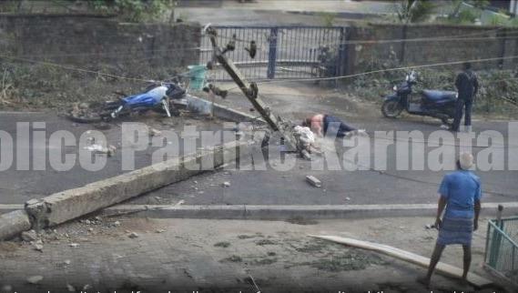 ಉಳ್ಳಾಲ: ವಿದ್ಯುತ್ ಕಂಬಕ್ಕೆ ಢಿಕ್ಕಿ ಹೊಡೆದ ಬೈಕ್- ಇಬ್ಬರಿಗೆ ಗಾಯ!