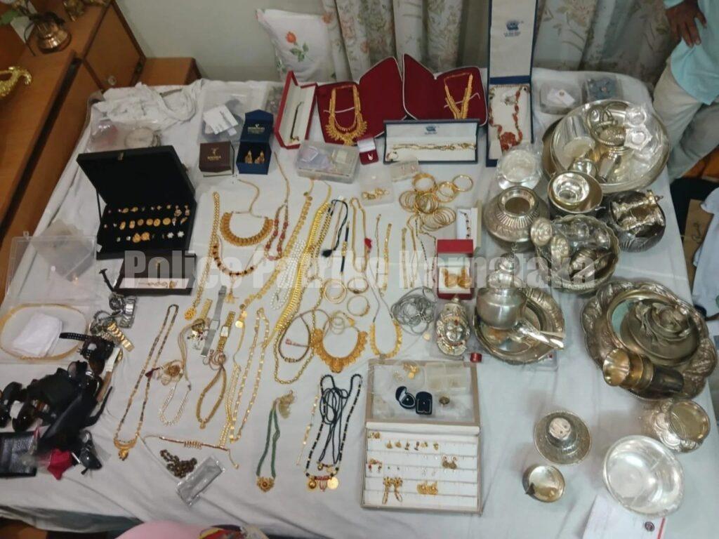 ಉಡುಪಿ ಅಬಕಾರಿ ಡಿಸಿ ಮನೆ ಸೇರಿದಂತೆ 15 ಕಡೆ ಲೋಕಾಯುಕ್ತ ದಾಳಿ !!