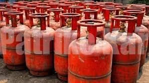 ಕಾಳ ಸಂತೆಯಲ್ಲಿ ಸಿಲಿಂಡರ್ ಮಾರಾಟ ಮಾಡಿದರೆ ಕಠಿಣ ಕ್ರಮ : ಸಚಿವ ಜಿ ಪರಮೇಶ್ವರ್ ಖಡಕ್ ವಾರ್ನಿಂಗ್